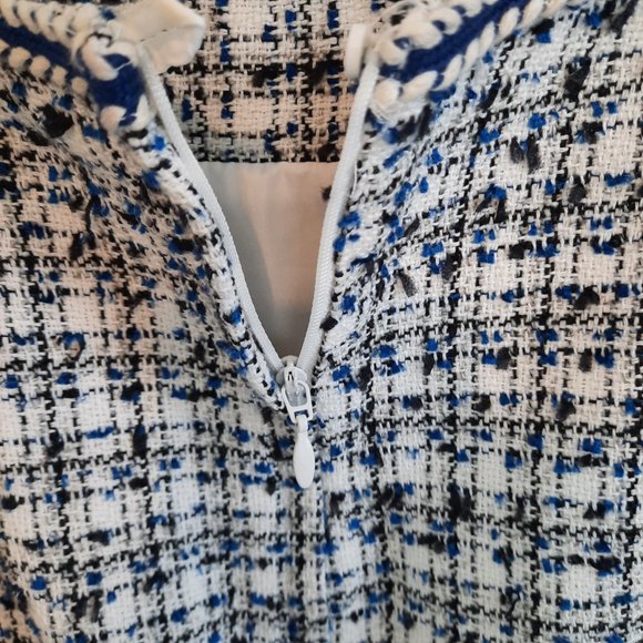 H&M navy, white and black tweed texturized mini skirt with fringe, size 6 - Picture 7 of 11